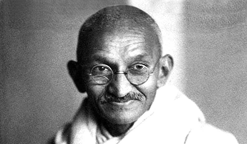 অহিংস মতবাদ ও সত্যাগ্রহ আন্দোলনের প্রবক্তা মহাত্মা গান্ধী