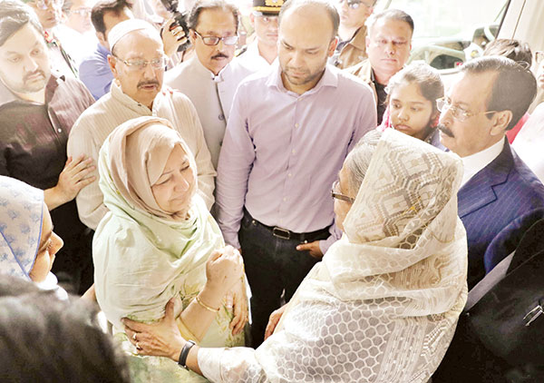 সবাইকে কাঁদিয়ে বনানীতে চিরনিদ্রায় শায়িত জায়ান