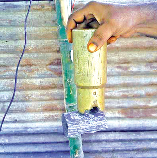 দেশে প্রথম লোহার খনি বিপুল সম্পদের অস্তিত্ব