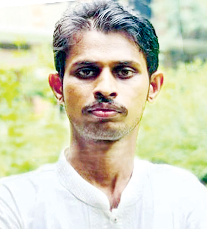 পকেটের আগ্নেয়াস্ত্রে ঢাবিতে ছাত্রলীগ নেতা গুলিবিদ্ধ