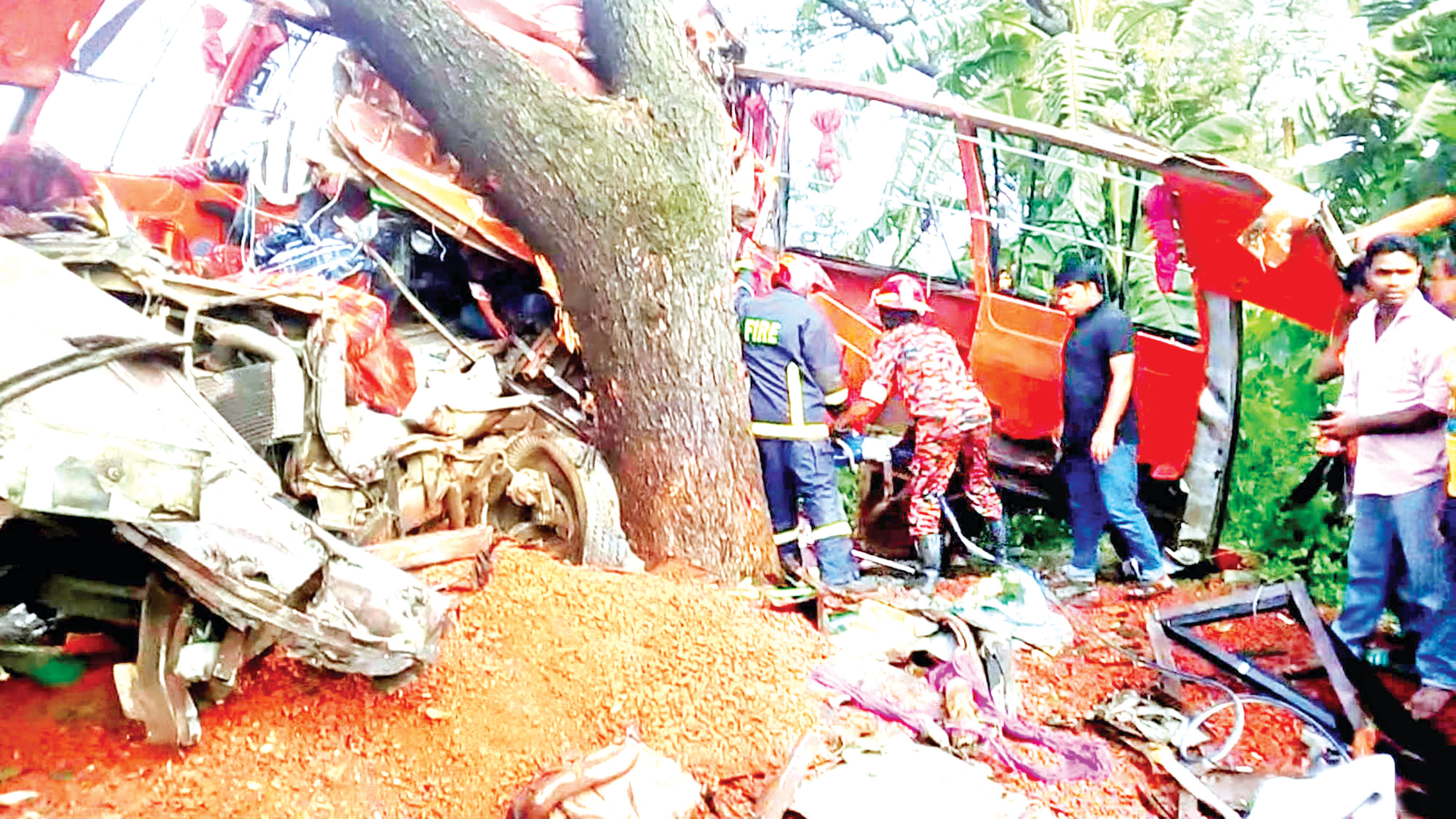 ৯ ঘণ্টায় সড়কে ঝরল ২১ প্রাণ
