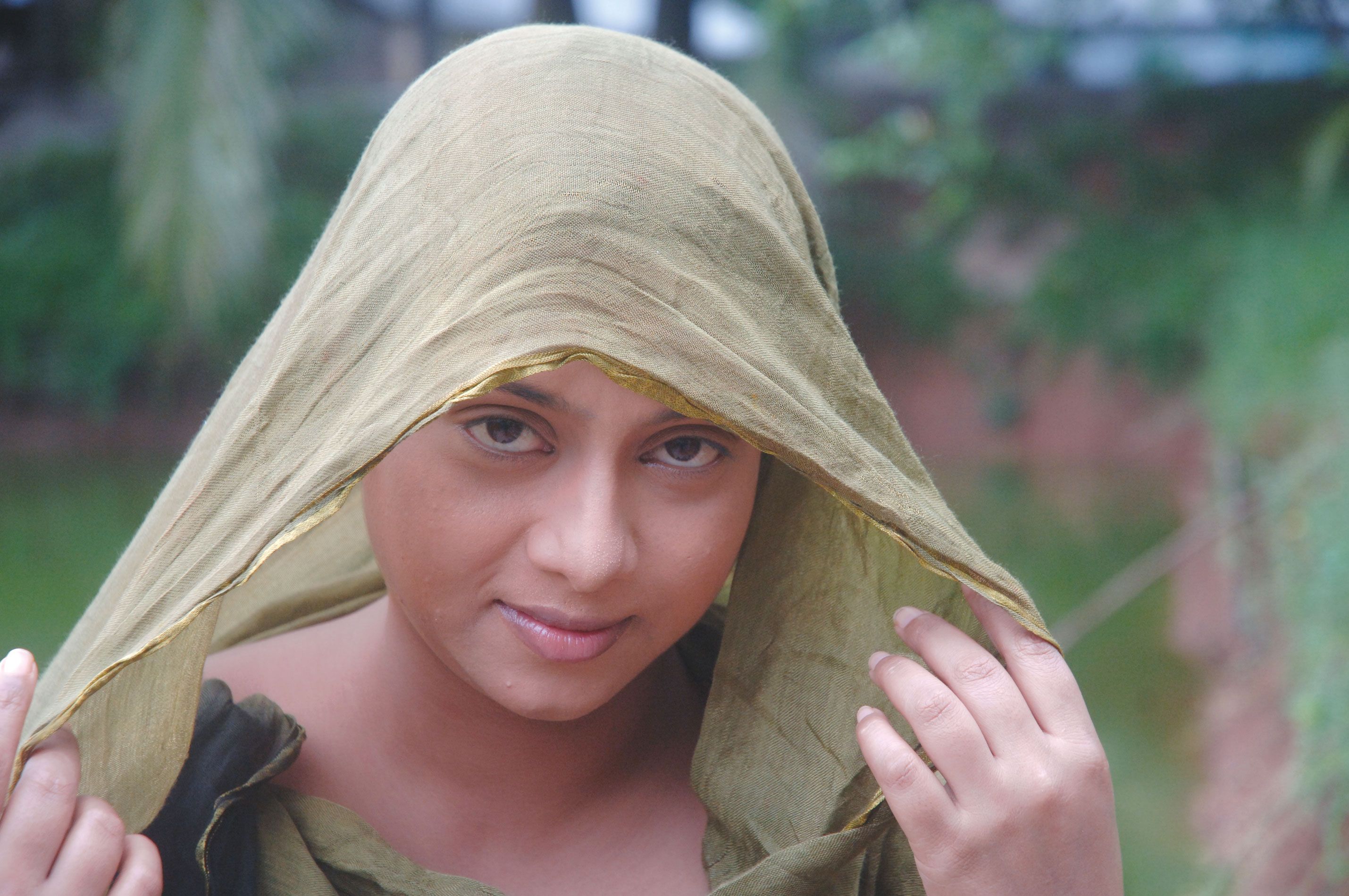 শখের বসেই গান গাওয়া