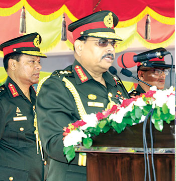 হুমকি মোকাবিলায় প্রস্তুত থাকতে হবে : সেনাপ্রধান