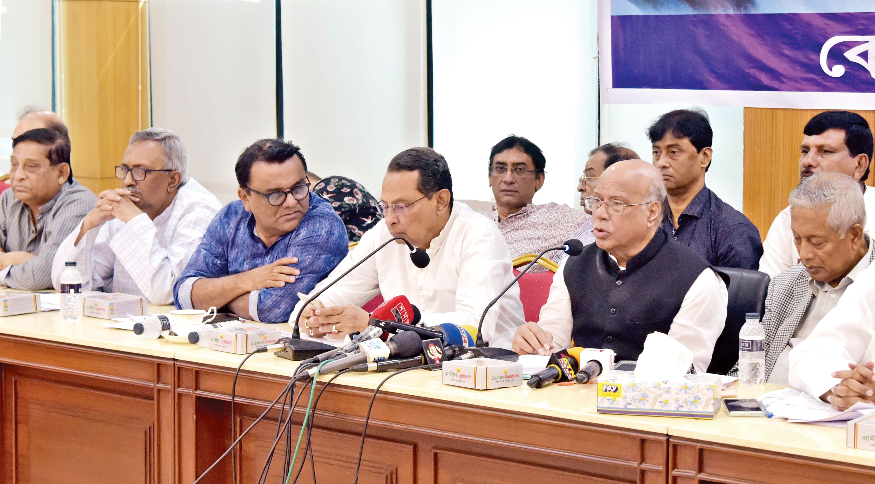 মেননের বক্তব্যে ১৪ দল বিব্রত নয়: নাসিম