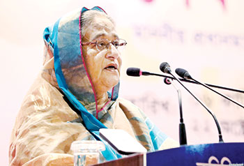 ওভারটেকিং ও ফিটনেসবিহীন গাড়ি দুর্ঘটনার অন্যতম কারণ: প্রধানমন্ত্রী