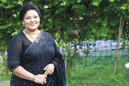 উচ্ছ্বসিত মমতাজ