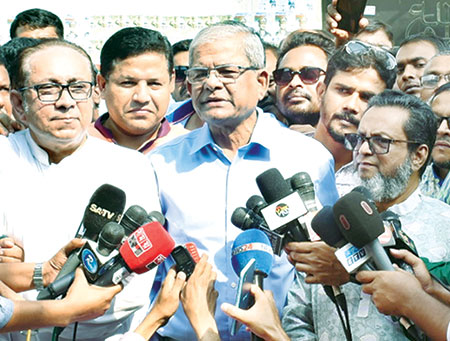 তথ্যমন্ত্রীর 'সৃজনশীলতা' দেখছেন মির্জা ফখরুল