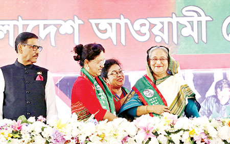 দুর্নীতির টাকা দিয়ে ফুটানি চলবে না: প্রধানমন্ত্রী
