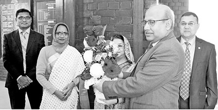 আবদুলস্নাহ আল মহসীনের প্রতিরক্ষা মন্ত্রণালয়ের সচিব হিসেবে যোগদান