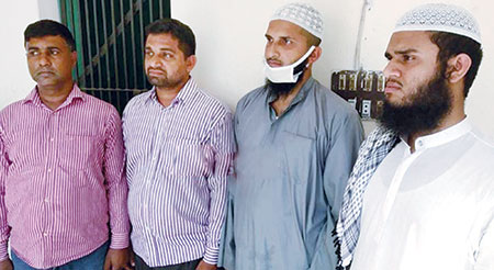 গুজব ছড়ানোর অভিযোগে ইমাম শিক্ষকসহ আটক ৬
