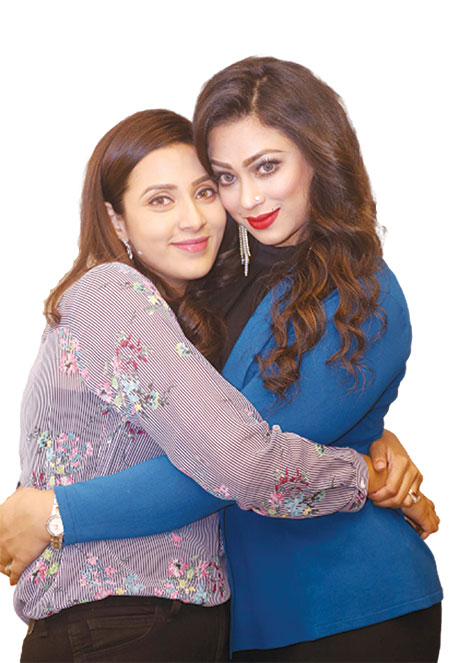 মানবিকতার পরিচয় দিচ্ছেন পপি-মিম