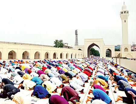 যথাযথ ধর্মীয় মর্যাদায় জুমাতুল বিদা পালিত
