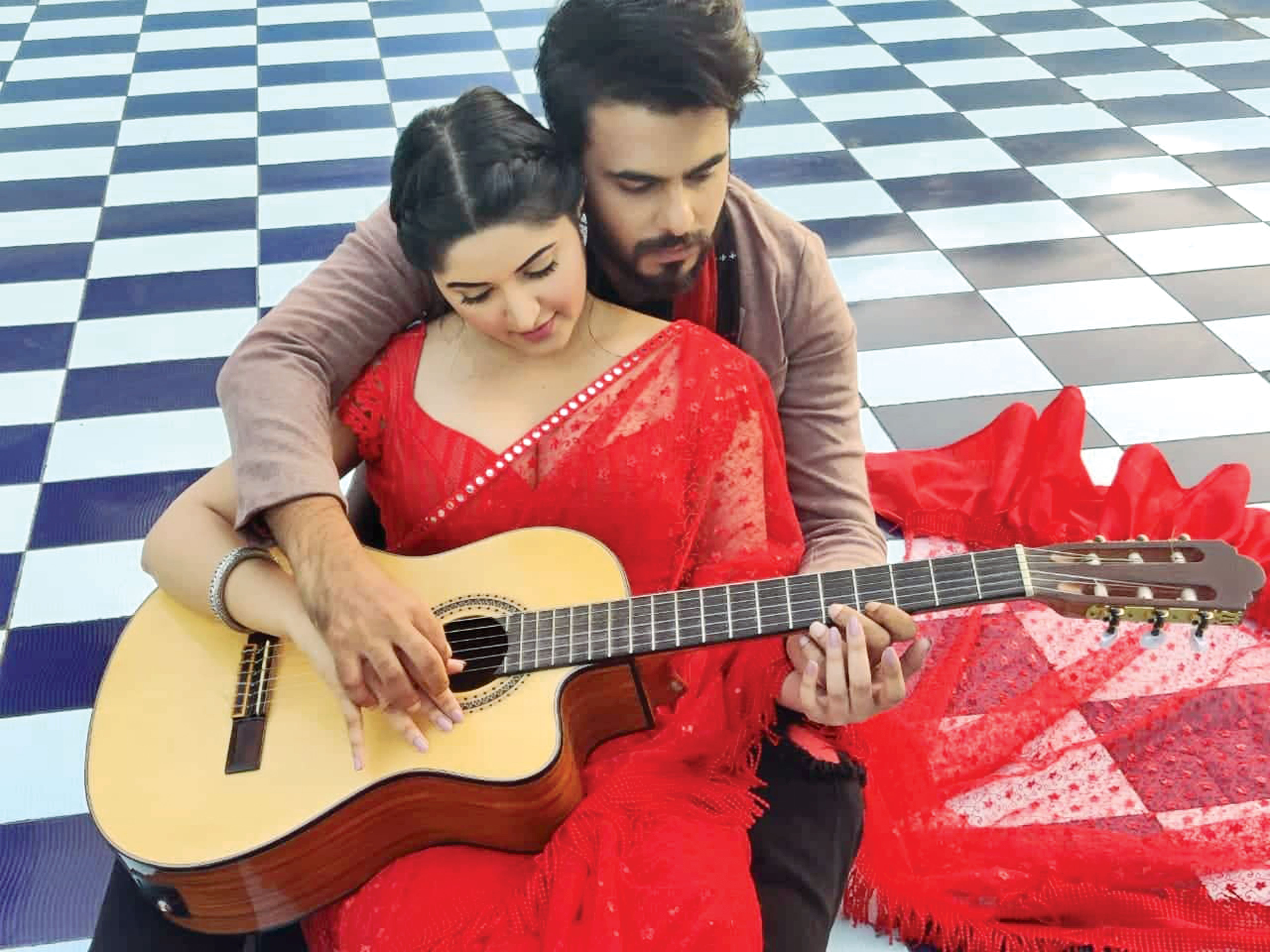 শর্তসাপেক্ষে কাল থেকে শুরু চলচ্চিত্রের শুটিং