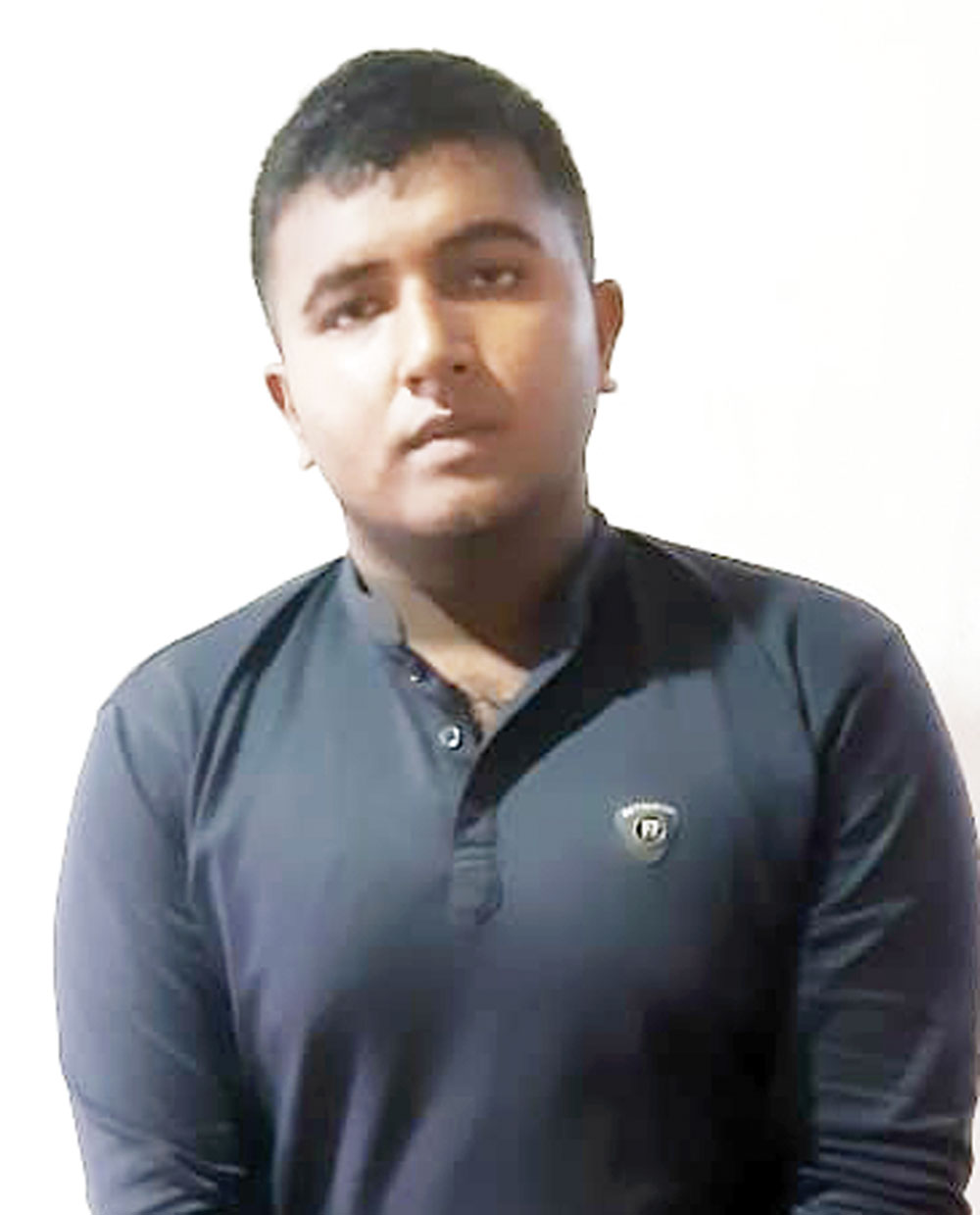 একাধিক প্রেম করে শ্রীঘরে ভুয়া ক্যাপ্টেন!