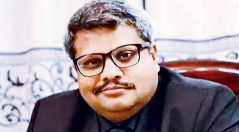ভয়ংকর প্রতারক রিজেন্টের সাহেদ