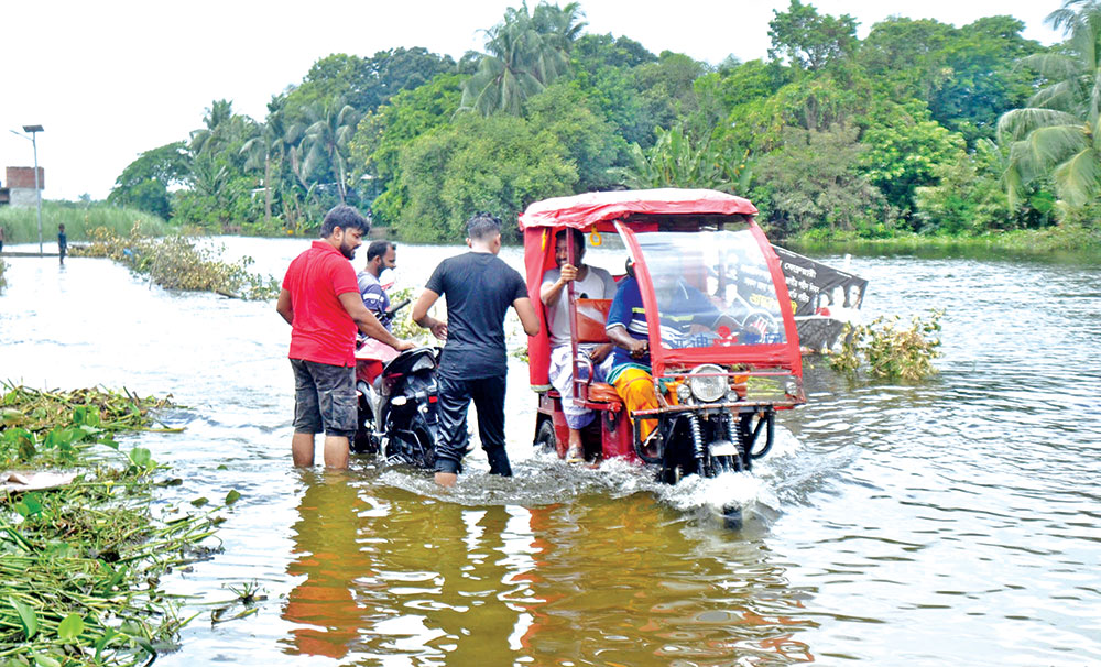 দ্রুত উন্নতি হচ্ছে বন্যা পরিস্থিতির