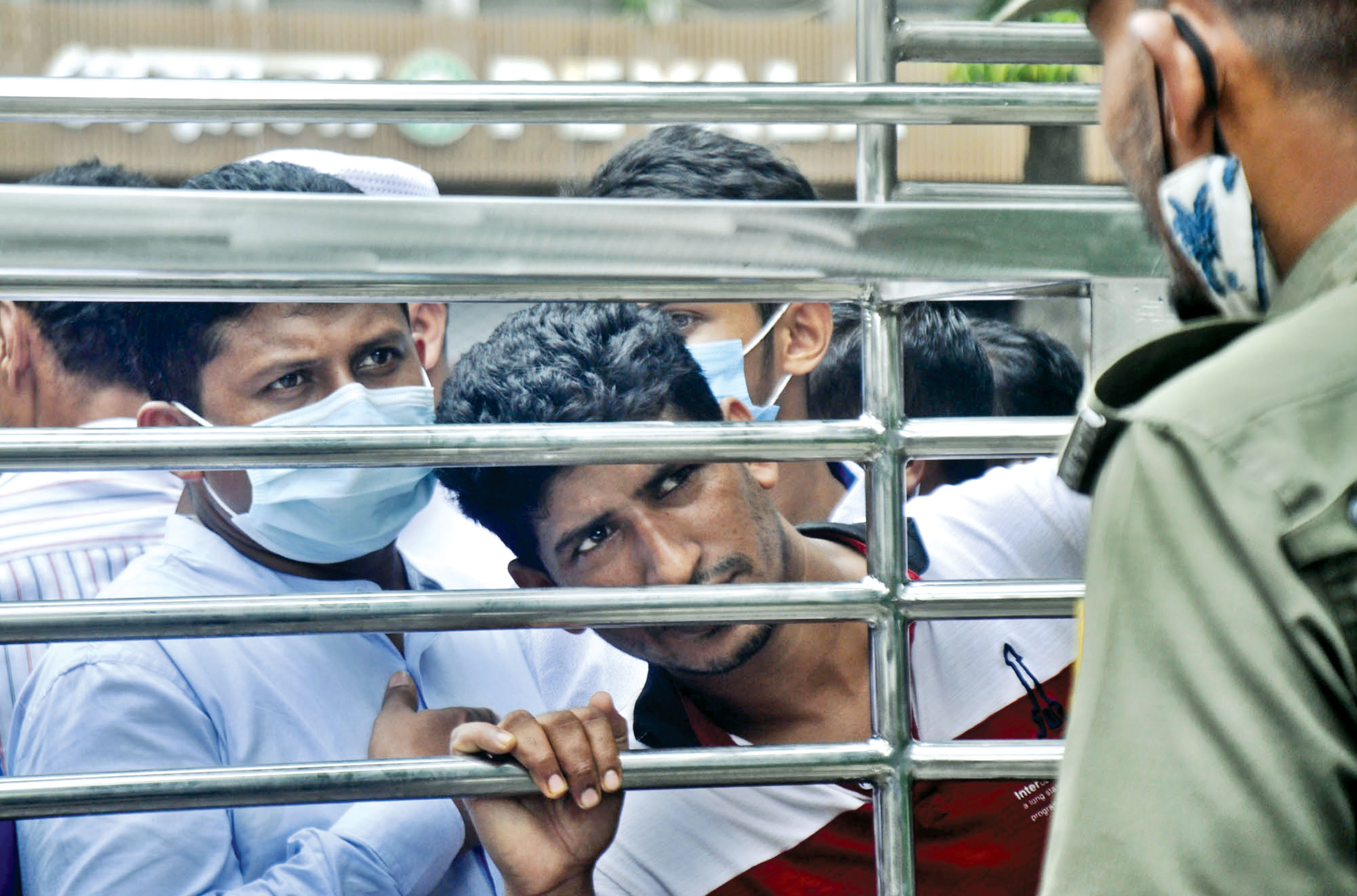 সৌদি এয়ারলাইন্সের টোকেন ৪ অক্টোবর