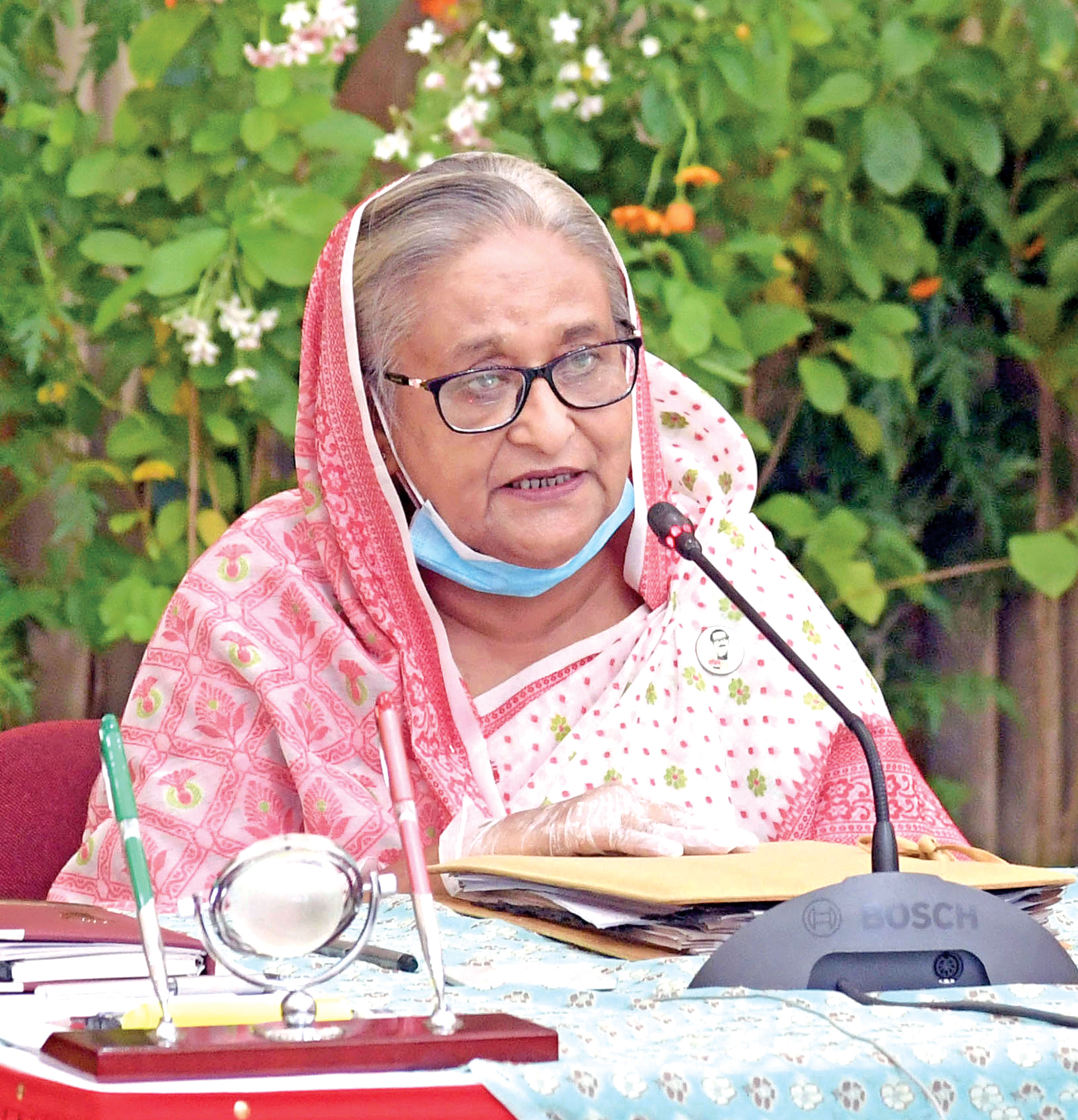 অনাড়ম্বরভাবে প্রধানমন্ত্রীর ৭৪তম জন্মদিন উদযাপন