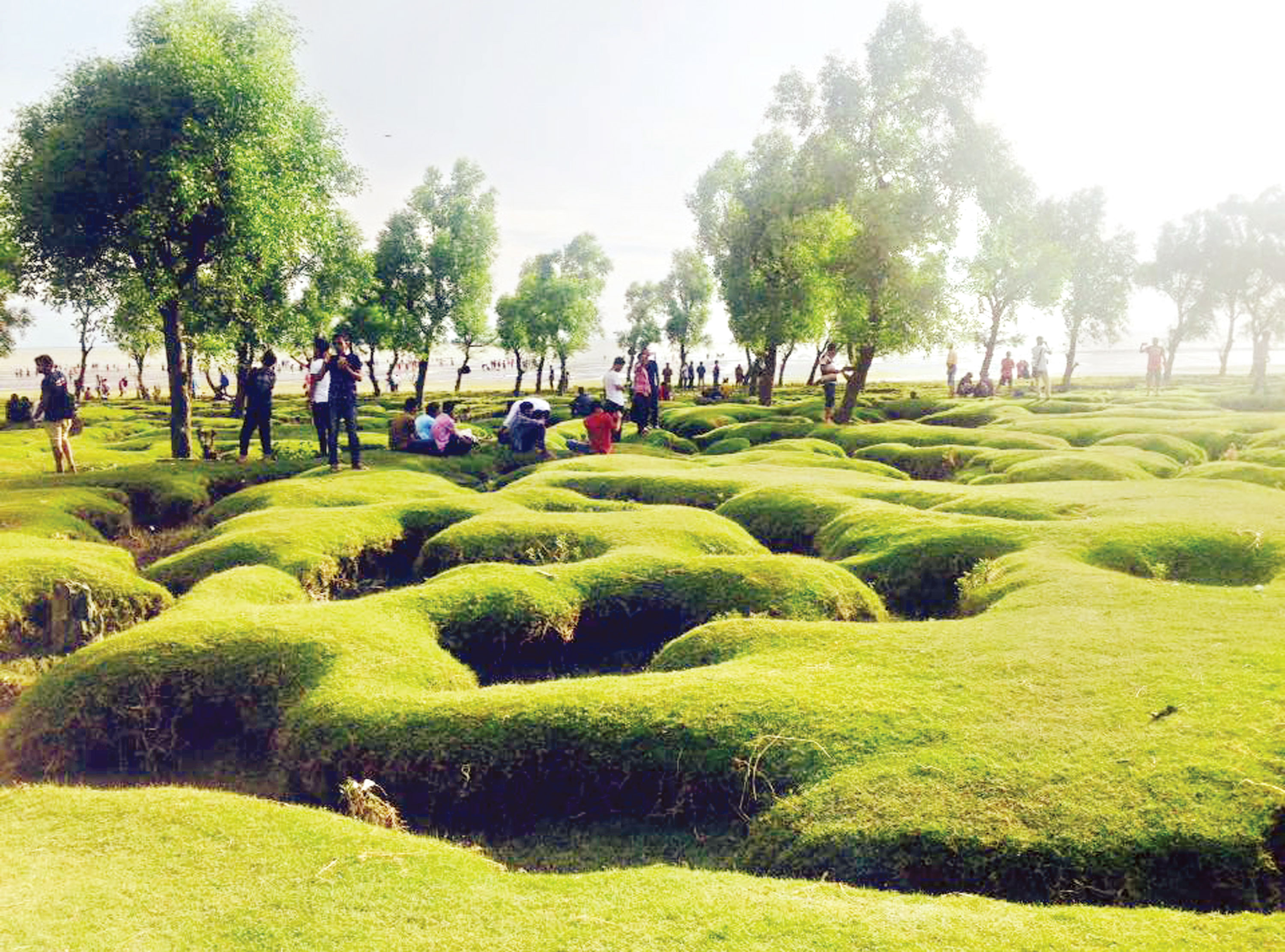 সীতাকুন্ডের গুলিয়াখালী সৈকত পর্যটনের অপার সম্ভাবনা
