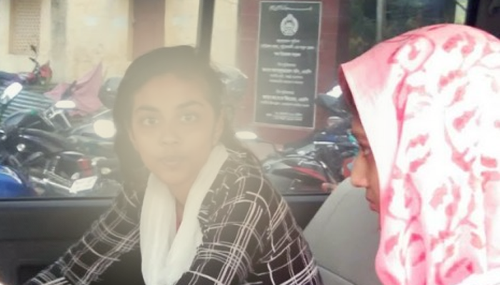 মেয়ে মেয়ে প্রেম, অতঃপর জেল হাজতে !