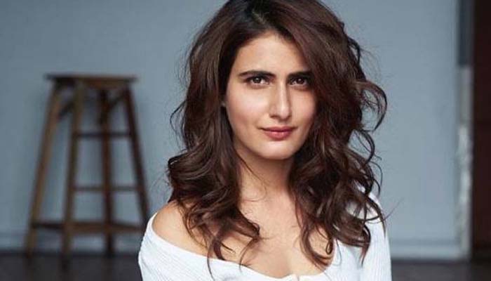 ‘৩ বছর বয়সে যৌন হেনস্তার শিকার হয়েছিলাম’
