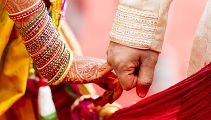 ছেলেকে বর সাজিয়েও শেষ রক্ষা হলো না কনের বাবার!