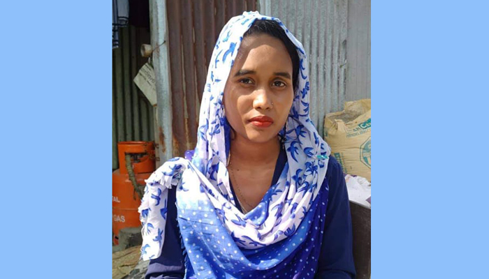 স্বামীর অধিকার আদায়ে অনশনে নববধু