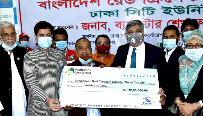 ঢাকাবাসীকে জলাবদ্ধ থেকে মুক্তি দেওয়ার গুরুদায়িত্ব নিয়েছি : তাপস