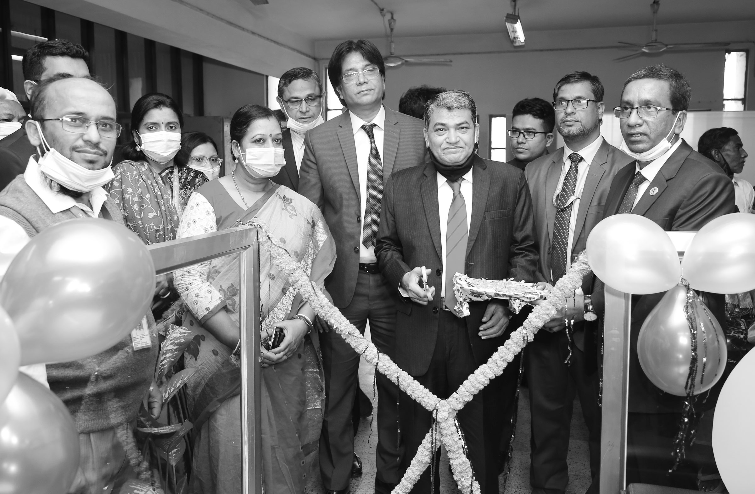 বিএইচবিএফসির 'ওয়ান স্টপ সার্ভিস ডেস্ক' এর শুভ উদ্বোধন