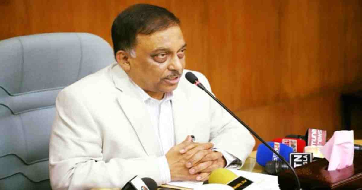 দমনই নয়, জঙ্গিদের স্বাভাবিক জীবনে ফেরাতে চায় সরকার: স্বরাষ্ট্রমন্ত্রী