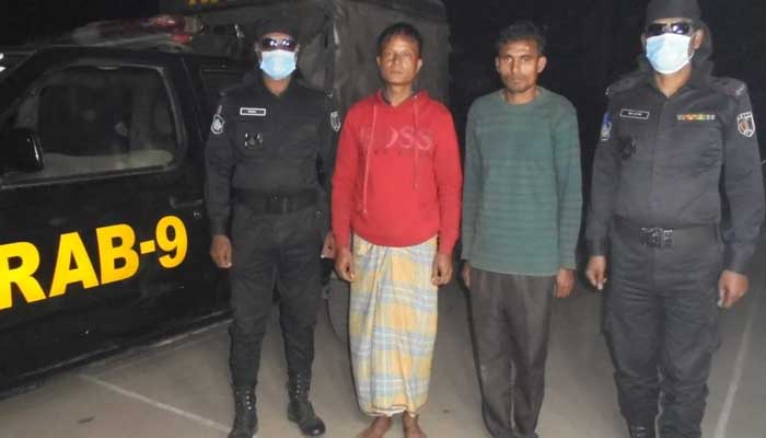 শ্রীমঙ্গলে সাড়ে ১০ কেজি গাঁজাসহ আটক ২