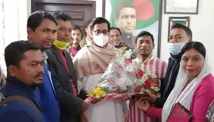 ​এমপি নাহিমের সঙ্গে ডামুড্যা প্রেসক্লাবের নেতৃবৃন্দের সাক্ষাৎ