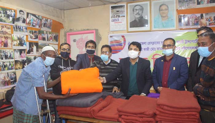 শ্রীমঙ্গলে শীতার্তদের মধ্যে কম্বল বিতরণ