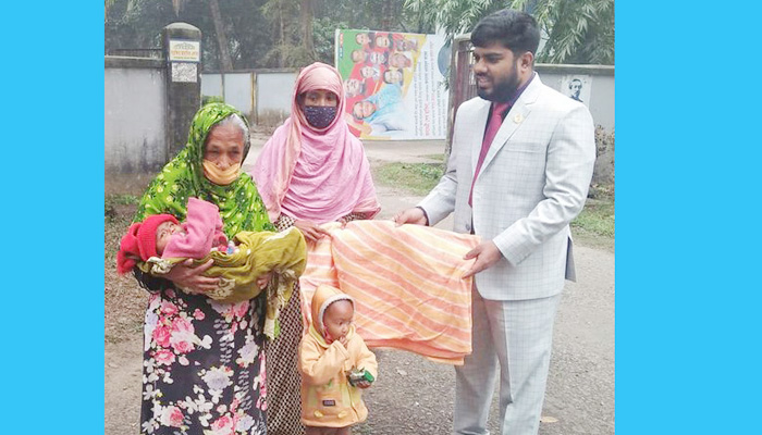 পিতৃহারা শিশুর মায়ের কান্না, সহায়তার হাত বাড়ালেন ছান্নু