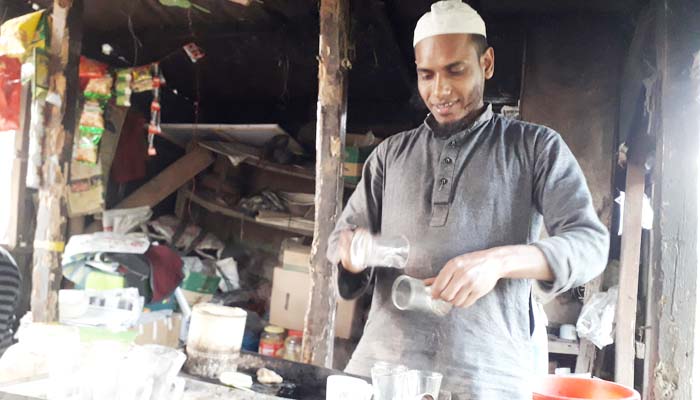 চা চিনিতে রেজাউলের ২২ বছর