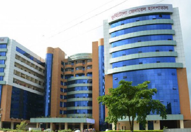 দেশে প্রথম করোনার টিকা নিচ্ছেন নার্স রুনু