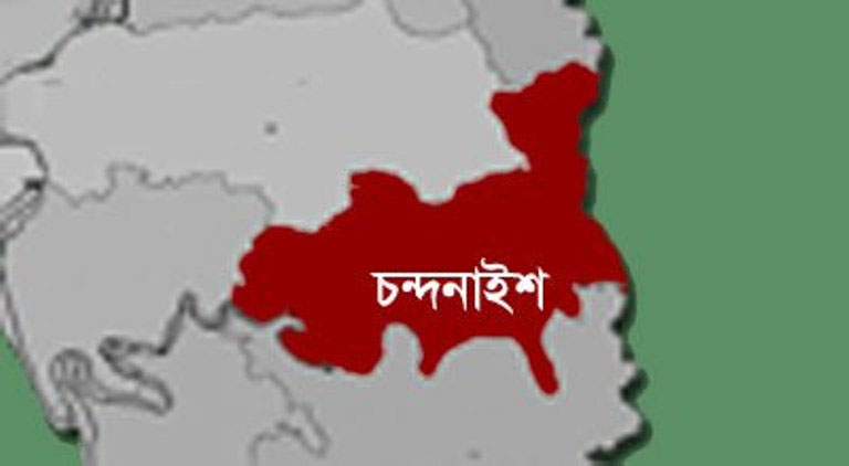 চন্দনাইশে ইয়াবা বহনকারী মাইক্রোসহ আটক -১