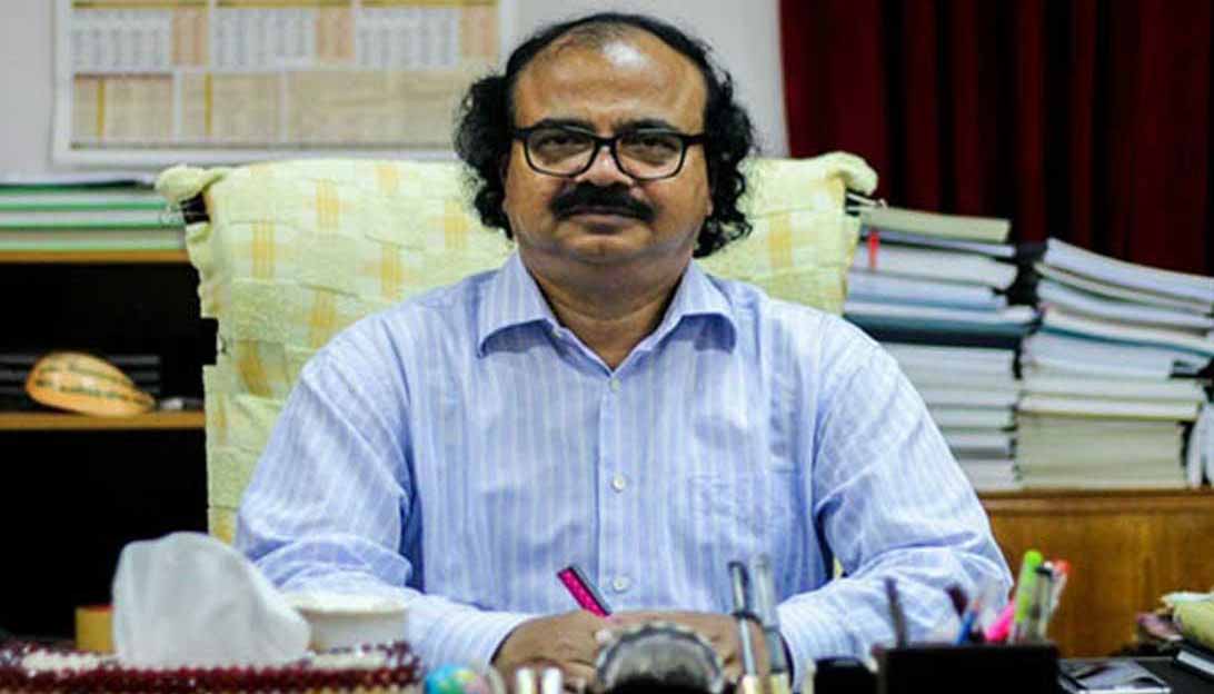যাদের ভারত নিয়ে এলার্জি আছে তারা টিকা না নিক : জবি ভিসি