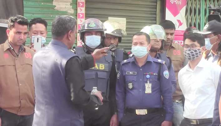 কোম্পানীগঞ্জ উপজেলা আওয়ামী লীগ অফিস অবরুদ্ধ : মির্জা কাদেরের সংবাদ সম্মেলন পণ্ড