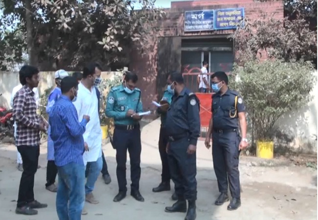 লেখক মুশতাকের লাশ হস্তান্তর, অপমৃত্যু মামলা ও ভিসেরা সংরক্ষণ