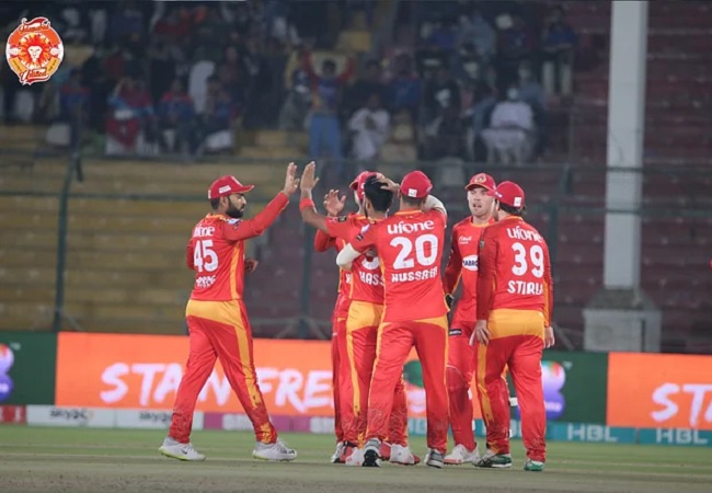 পাকিস্তান সুপার লিগে করোনা, পিছিয়ে গেল ম্যাচ