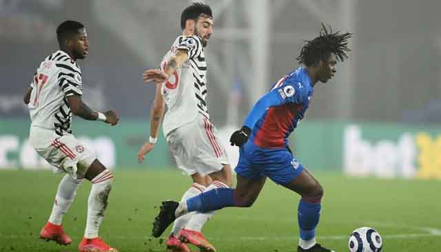আবারও ইউনাইটেডের হোঁচট