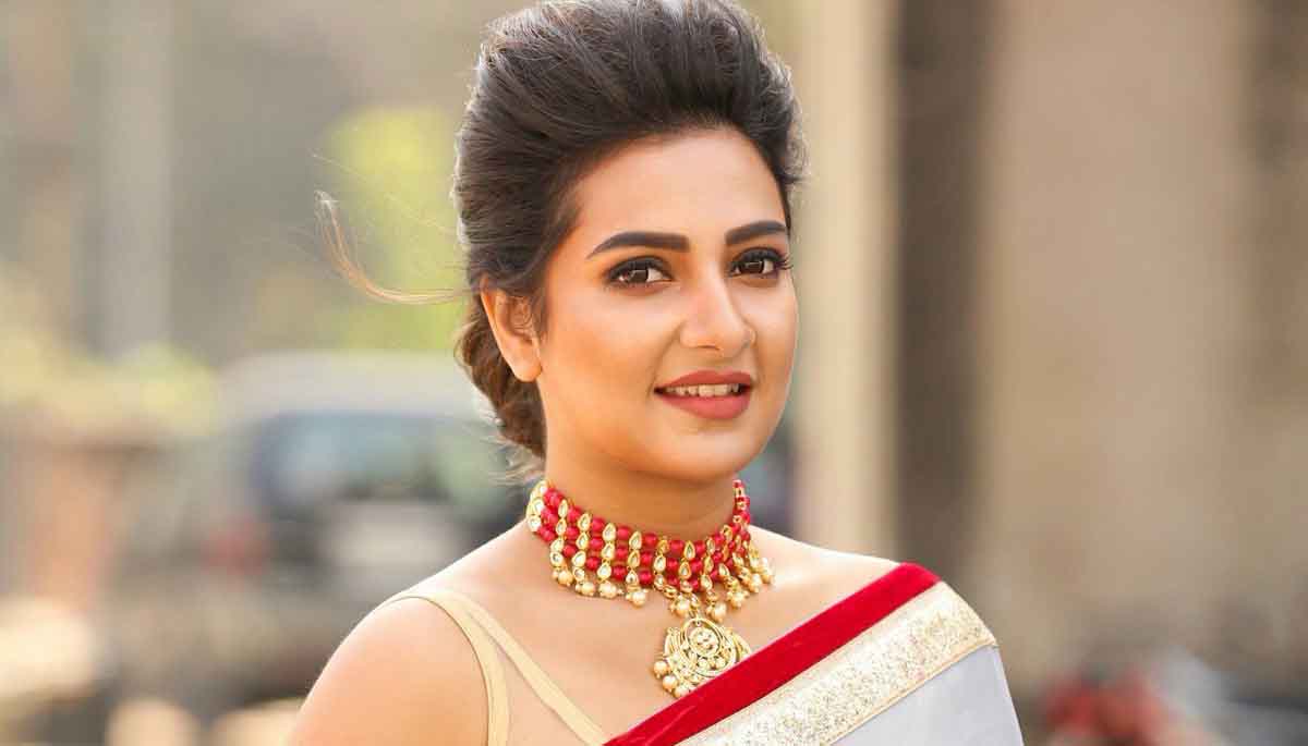 এবার বডি শেমিংয়ের শিকার শুভশ্রী