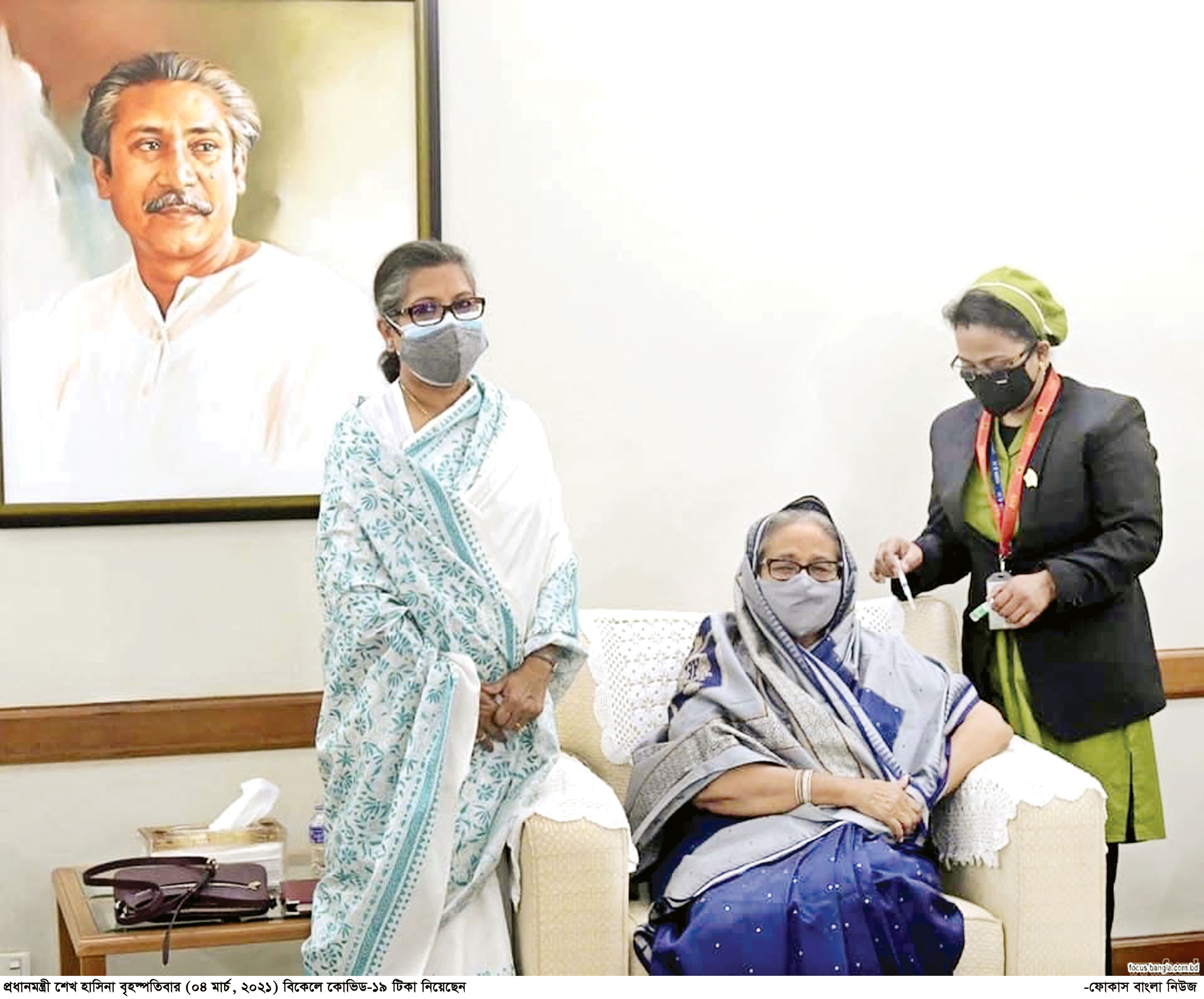 টিকা নিলেন প্রধানমন্ত্রী