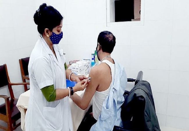 করোনা টিকা নিয়েছেন ৩৭ লাখ ৮৯ হাজার মানুষ