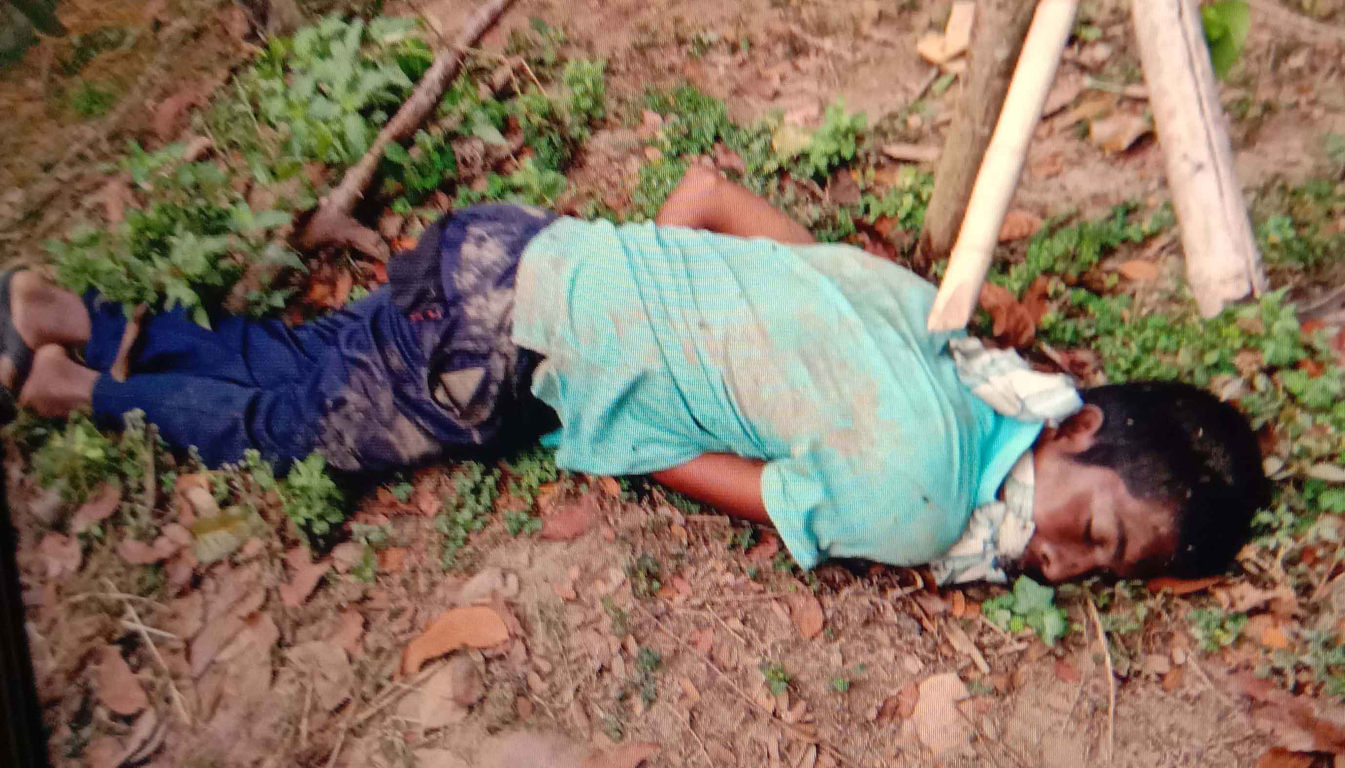 আড়াইহাজারে চালককে  খুন করে অটো ছিনতাই