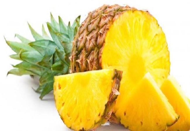 চোখের স্বাস্থ্য রক্ষায় আনারস