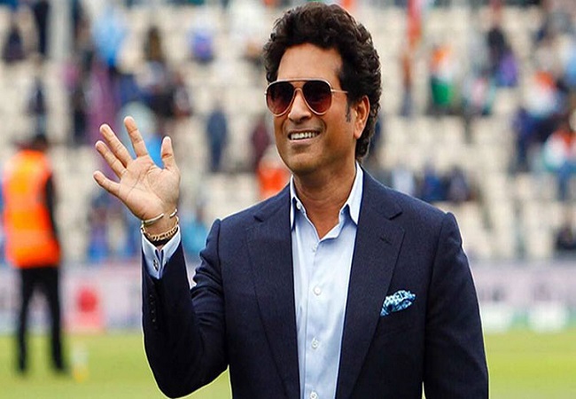 হাসপাতাল থেকে বাড়ি ফিরলেন শচিন টেন্ডুলকার