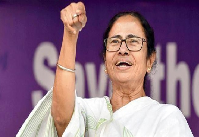 ভোটে জিতেই দলত্যাগীদের জন্য মমতার বিশেষ বার্তা