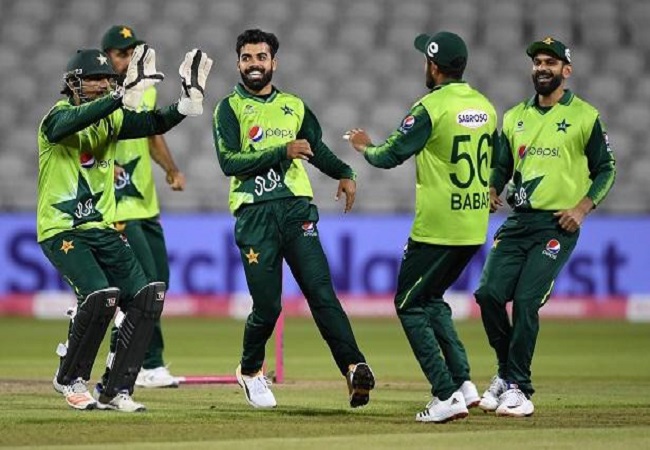 ​বাবা হলেই যে সুবিধা পাবেন পাকিস্তানি ক্রিকেটাররা
